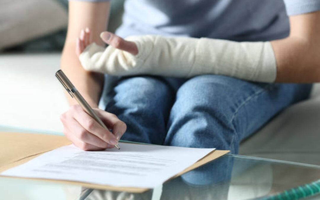 ¿És compatible la baixa laboral amb el cessament d’activitat?